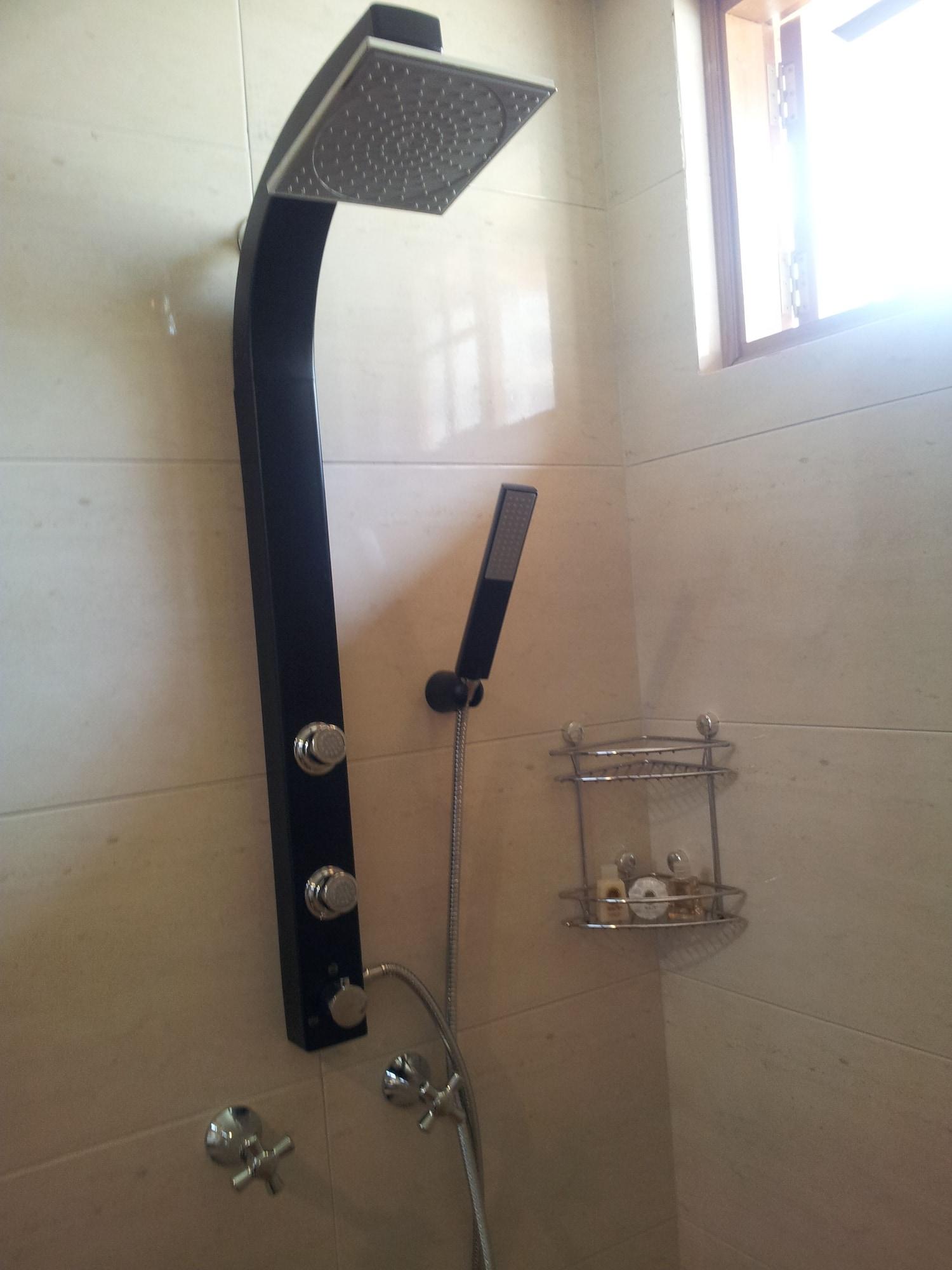Hotel Santa Lucia Boutique Spa Bogotá Eksteriør billede A shower