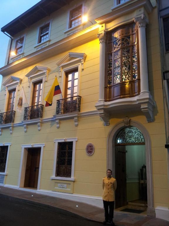 Hotel Santa Lucia Boutique Spa Bogotá Eksteriør billede Ecuadorian Embassy in Lima